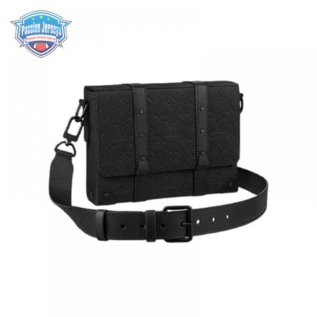 trunk messenger bag taurillon monogram leather lmb016