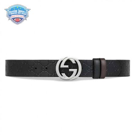 GUCCI SIGNATURE BELT WITH SILVER G BUCKLE - B49