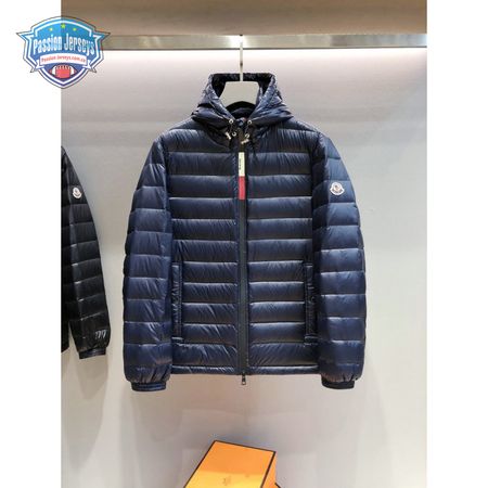 Moncler 20SS Down Jacket MC330190