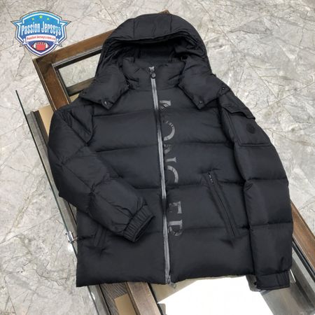 Moncler Down Jacket MC330194