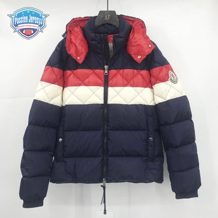 Moncler Down Jacket MC330061