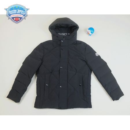 Moncler 2020 Down Jacket MC330083