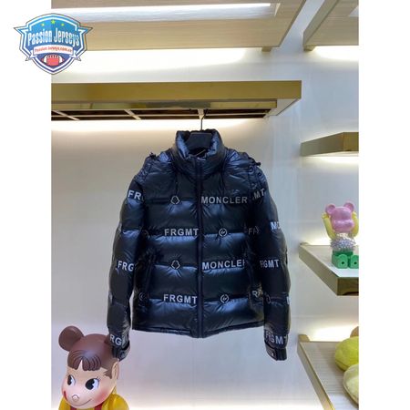 Moncler 2020 Down Jacket MC330086