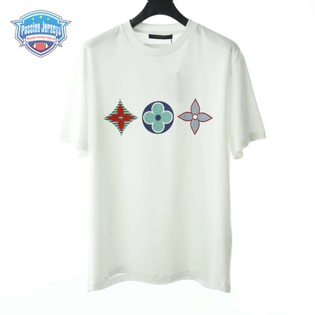 three flower t-shirt