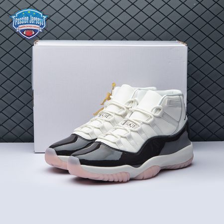 Air Jordan 11 "Neapolitan" Unisex