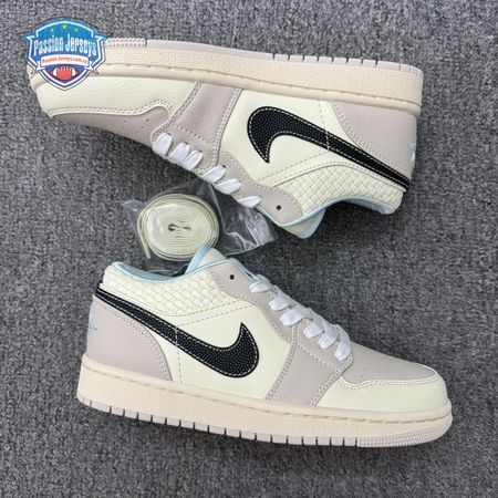 Jordan 1 Low SE Sanddrift Glacier Blue HQ3440-101 Unisex