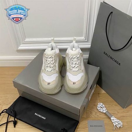 BALENCIAGA MEN'S TRIPLE S SNEAKER CLEAR SOLE - BB201