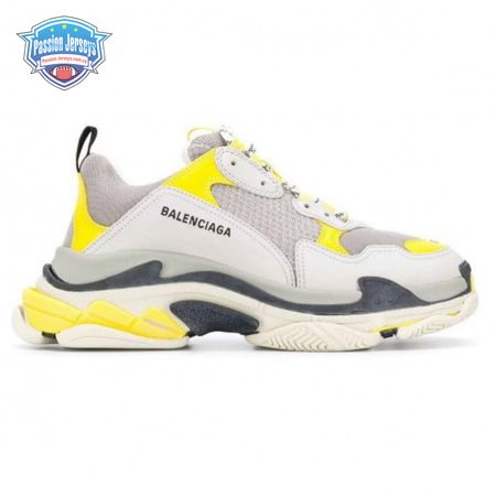 BALENCIAGA TRIPLE S TRAINERS - BB22