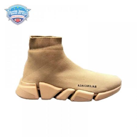 BALENCIAGA MEN'S SPEED 2.0 SNEAKER IN BEIGE - BB153