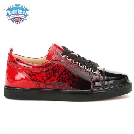 CHRISTIAN LOUBOUTIN LOW TOP SNEAKER - CL16