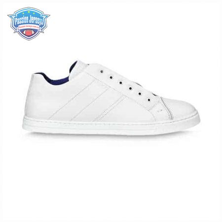 FENDI LOGO-STRAP LOW-TOP SNEAKERS - FD11