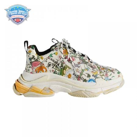 Men's The Hacker Project Triple S sneaker - GC96