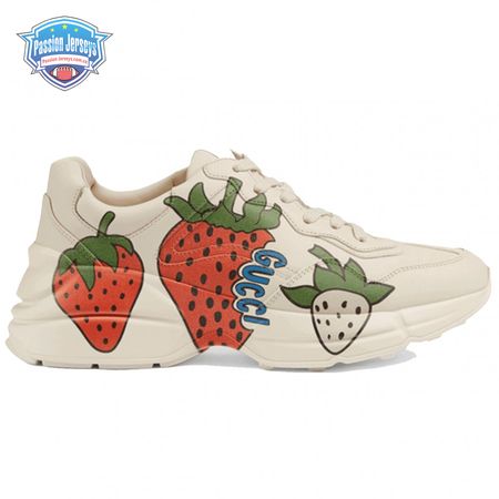 GUCCI RHYTON SNEAKER WITH STRAWBERRY