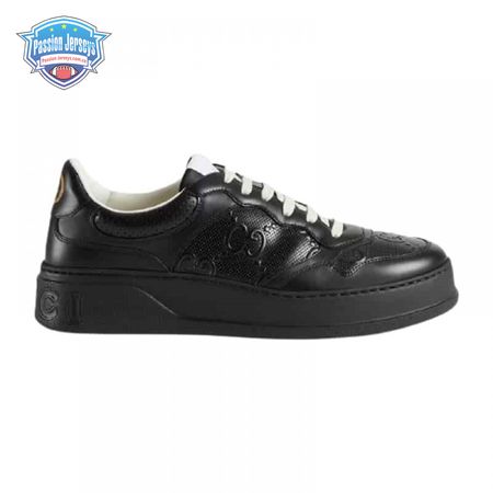 Men's GG embossed sneaker - GC077