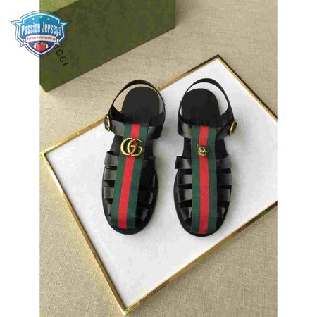 GUCCI SANDAL WITH DOUBLE G - SDG010
