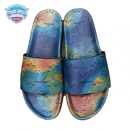 monogram 3d effect print slides - s44